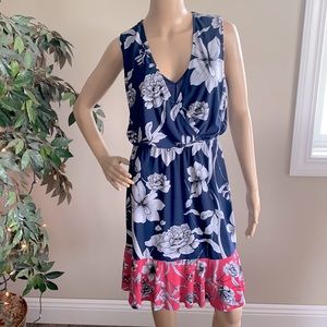 Eliza J Navy White Pink Floral A-Line Dress Sleeveless V-Neck Casual Size 6